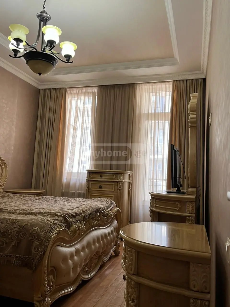 4 xonali keng kvartira — 110 m2, 10/25 qavat