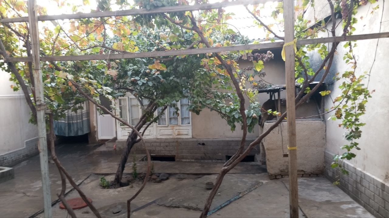 3 xonali hovli — hujjatlari joyida