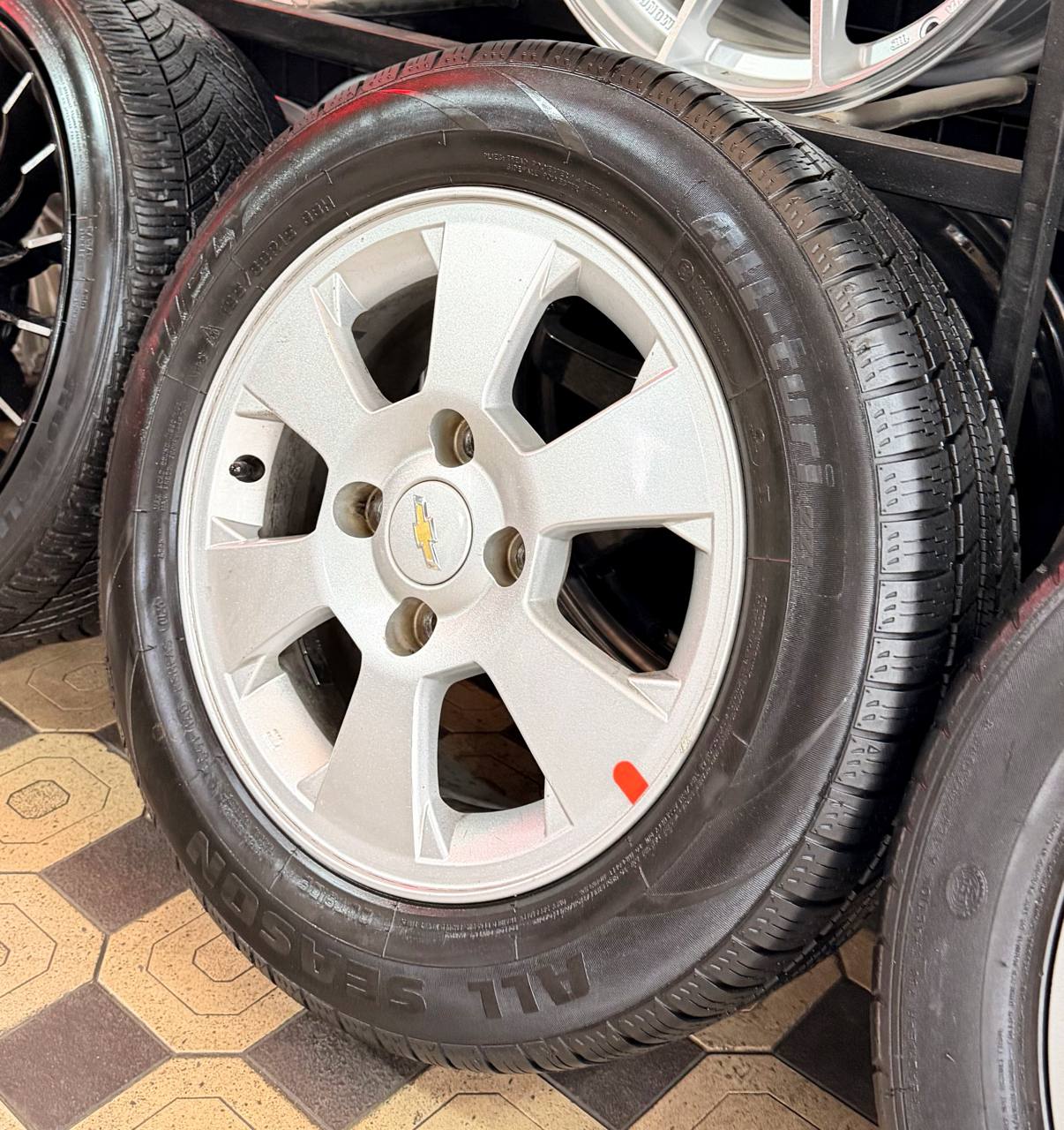 Jentra Gm arginal ideal R15/195/60 vse sezon yumwo