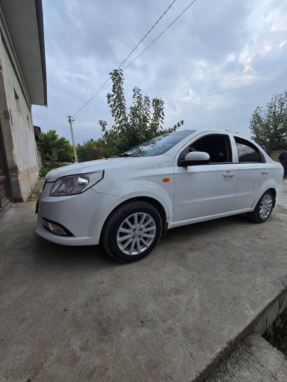 2016 yil avtomat uzatish qutisi — 214 ming km