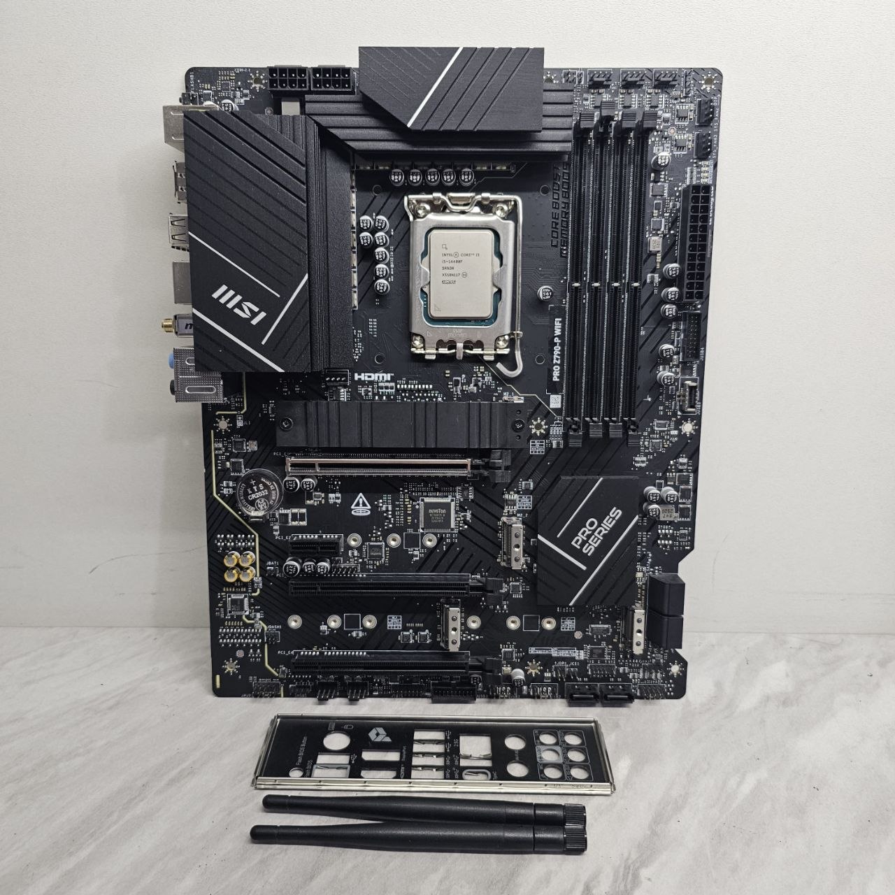 MSI PRO Z790-P WIFI DDR5 — ideal holat, garantiya