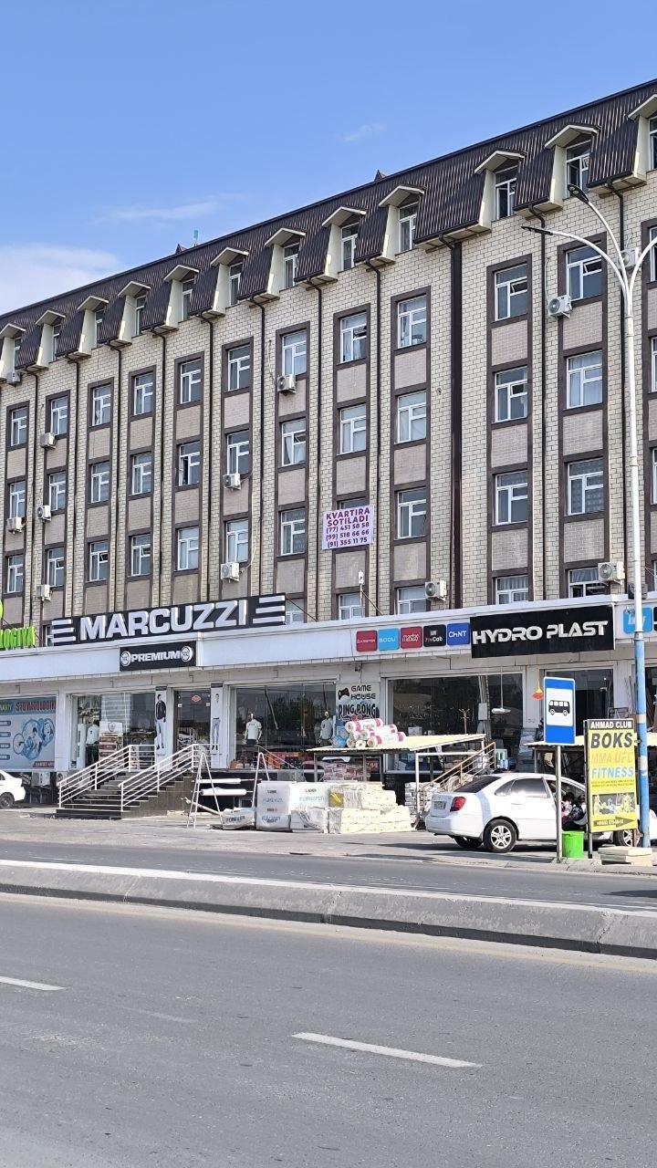 Квартира сотилади