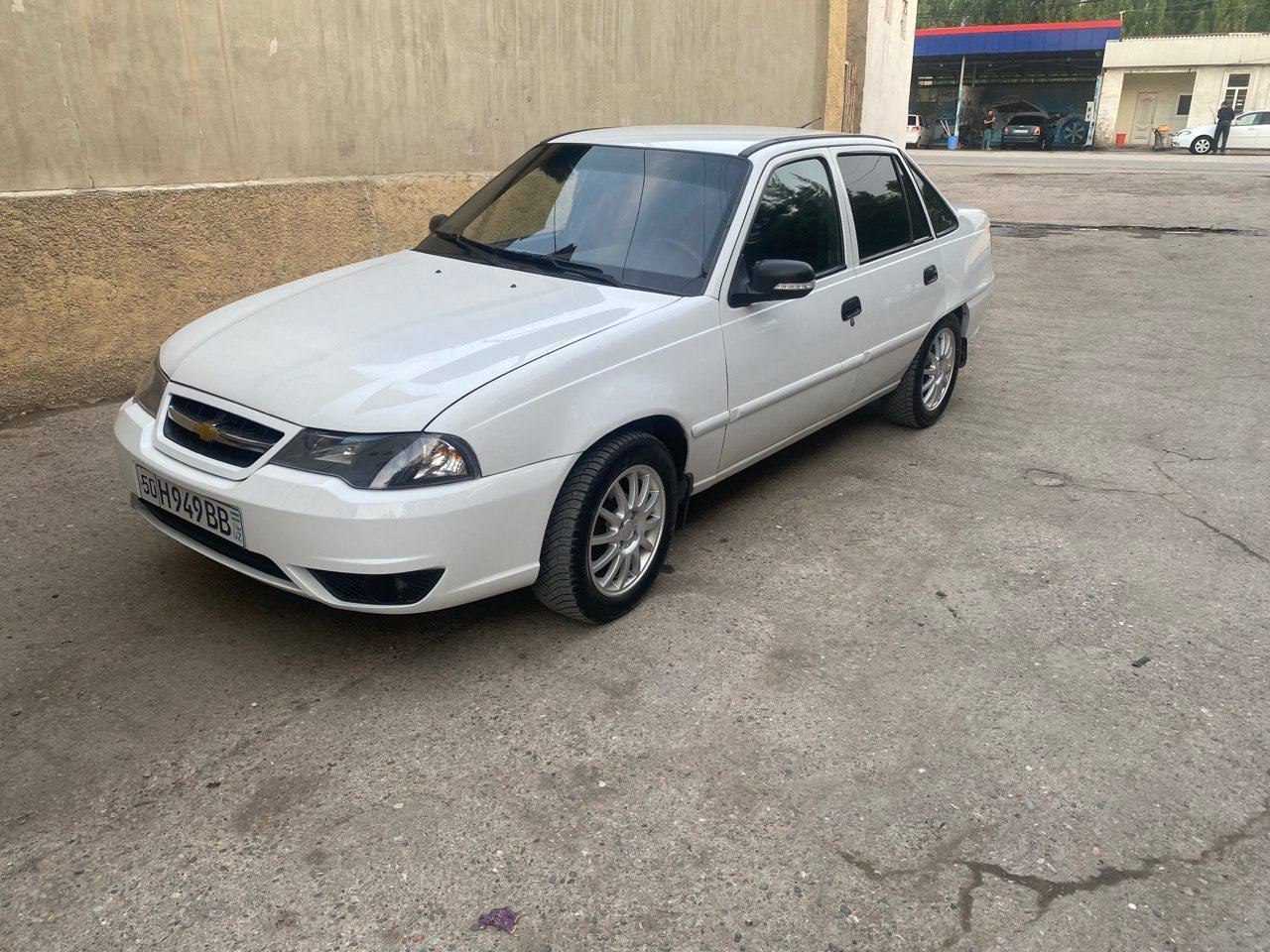 Нексия 2 сотилади