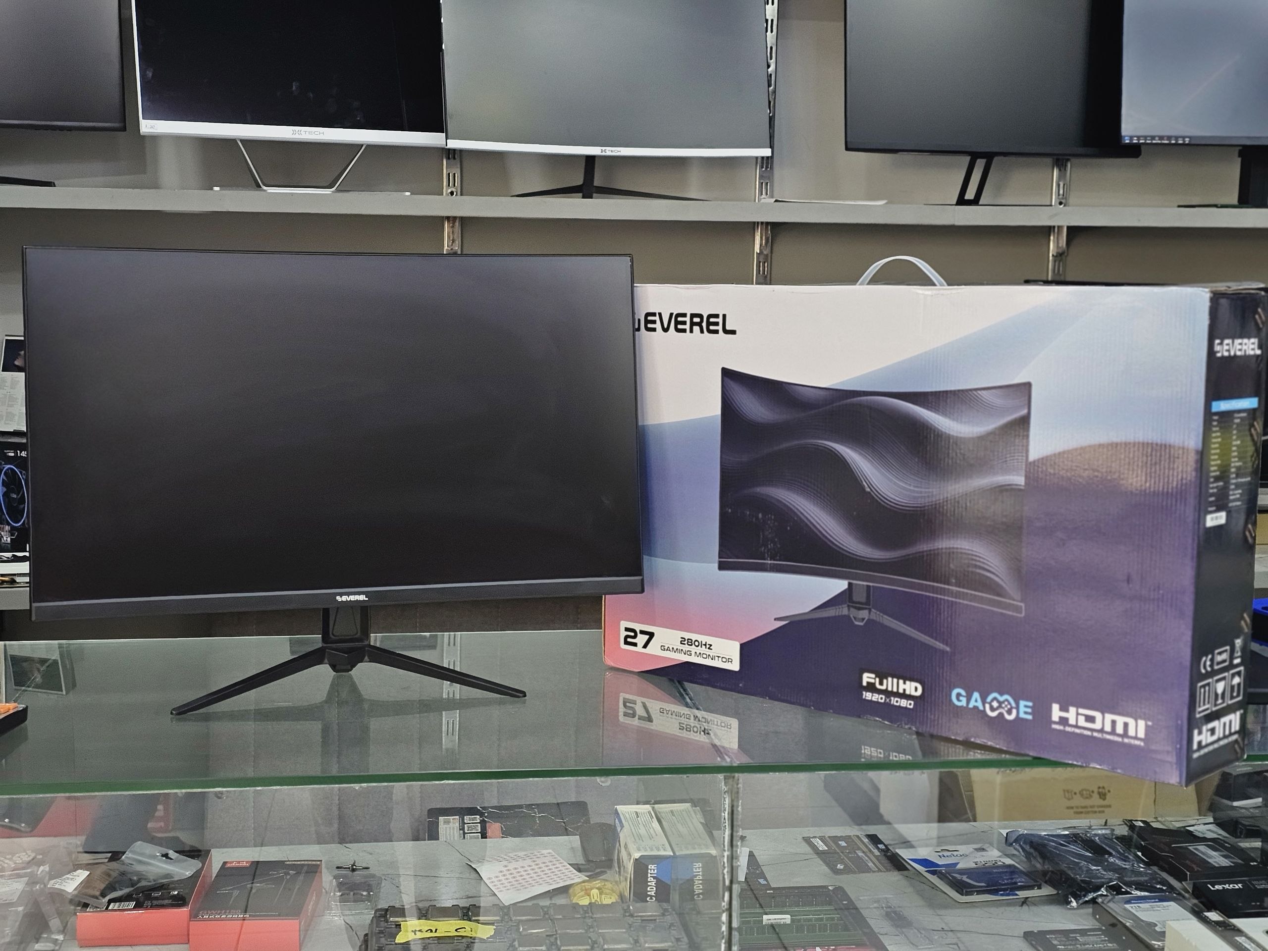 Monitor b/u yangidek