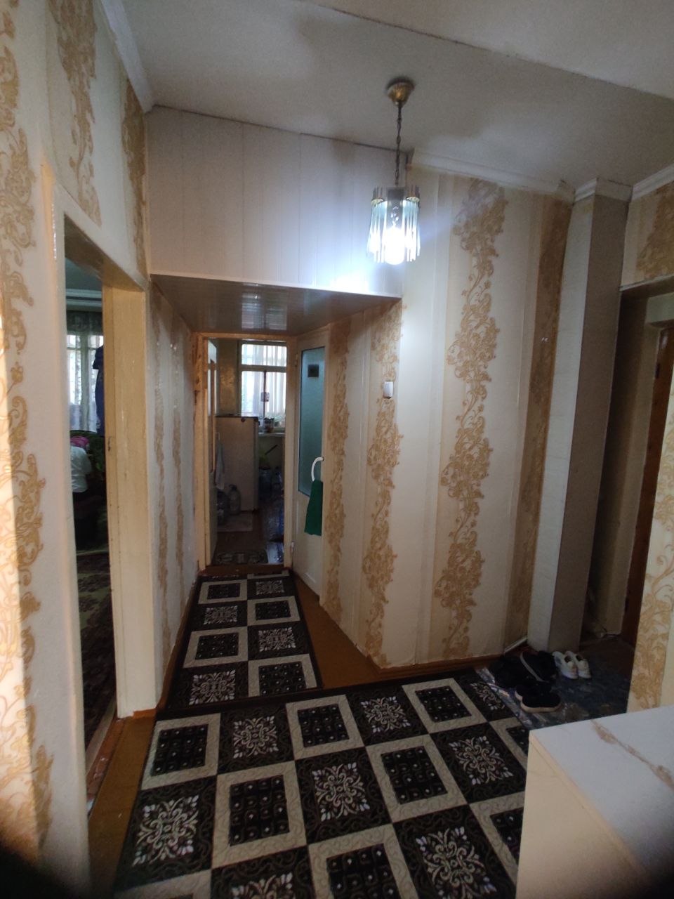 Квартира сотилади