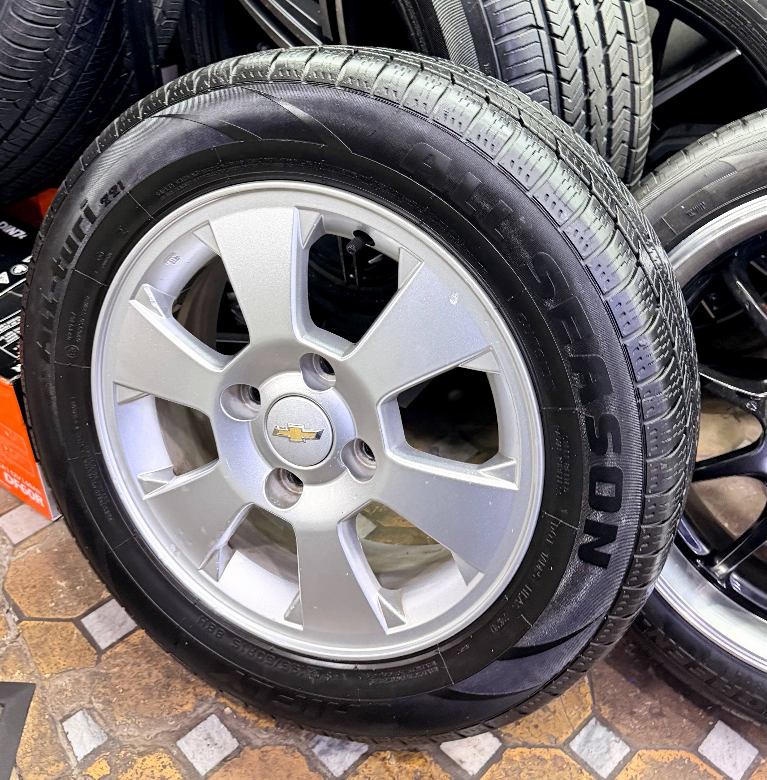 Jentra Gm arginal R15/195/60 yumwo balonda holat yahsh