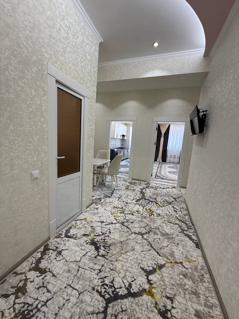 1 xonali kvartira — euro remont, 47m²