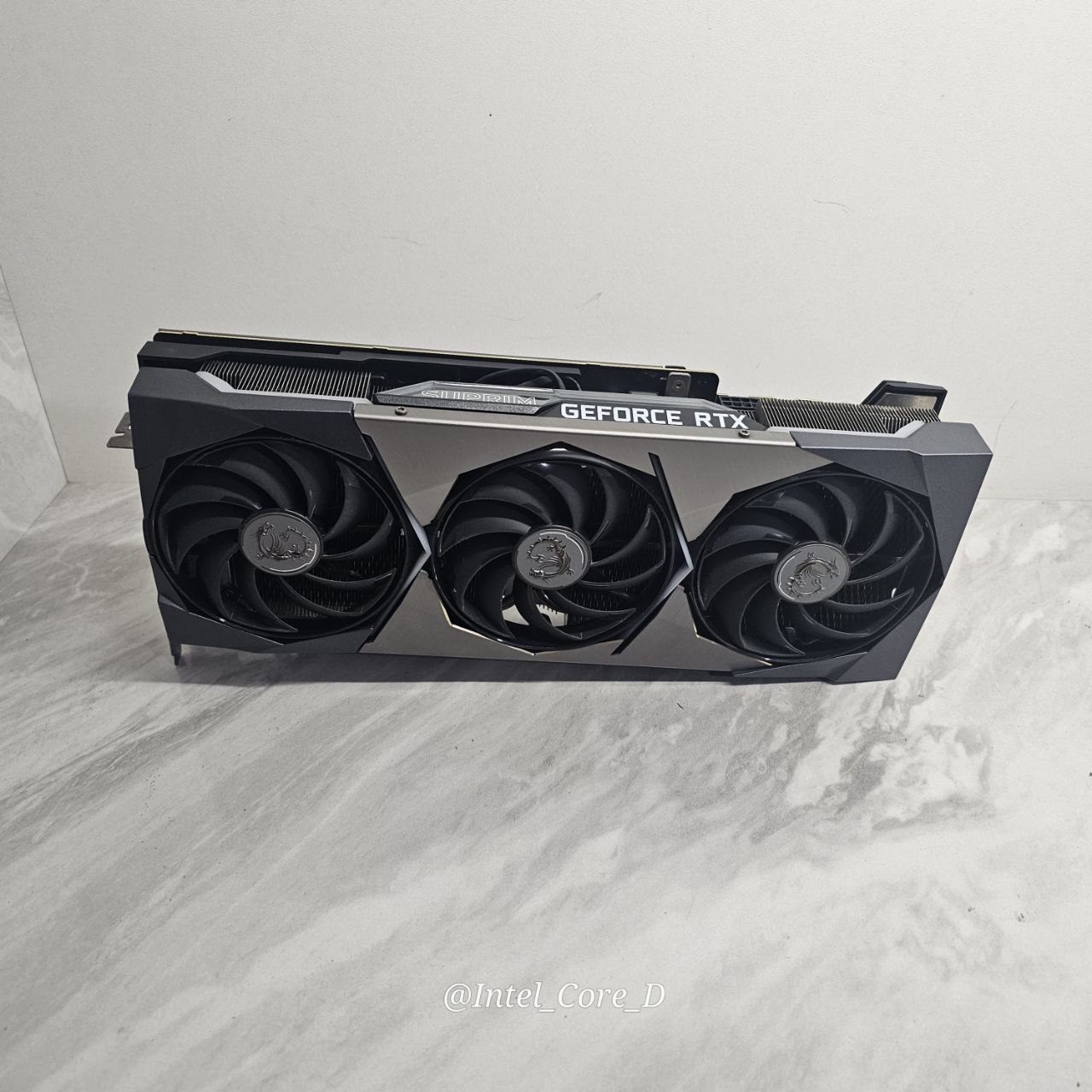GEFORCE RTX 3080 SUPRIM X 10GB — ideal holat, garantiya