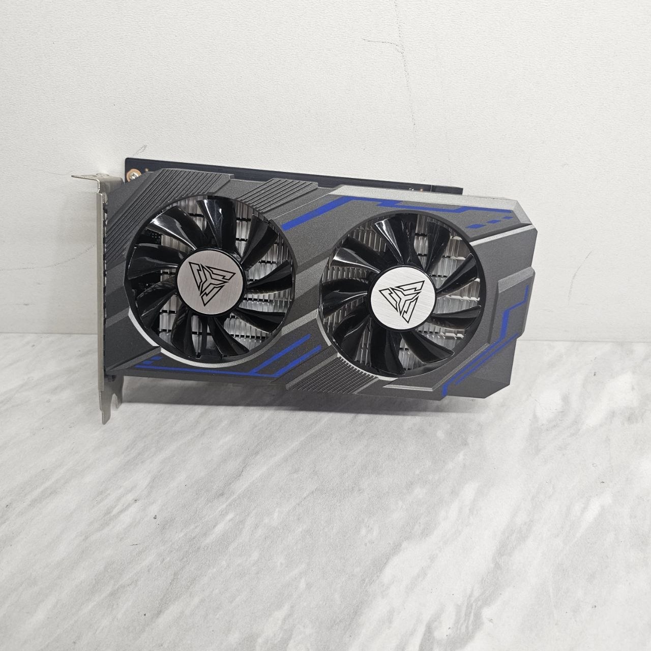 GeForce Arktek GTX-1650 4GB — ideal holat, garantiya