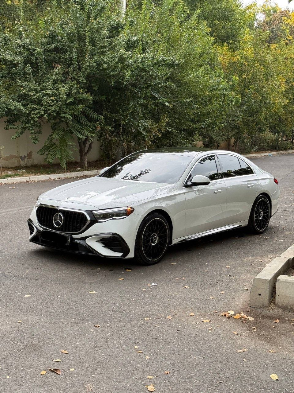 Mercedes 2025