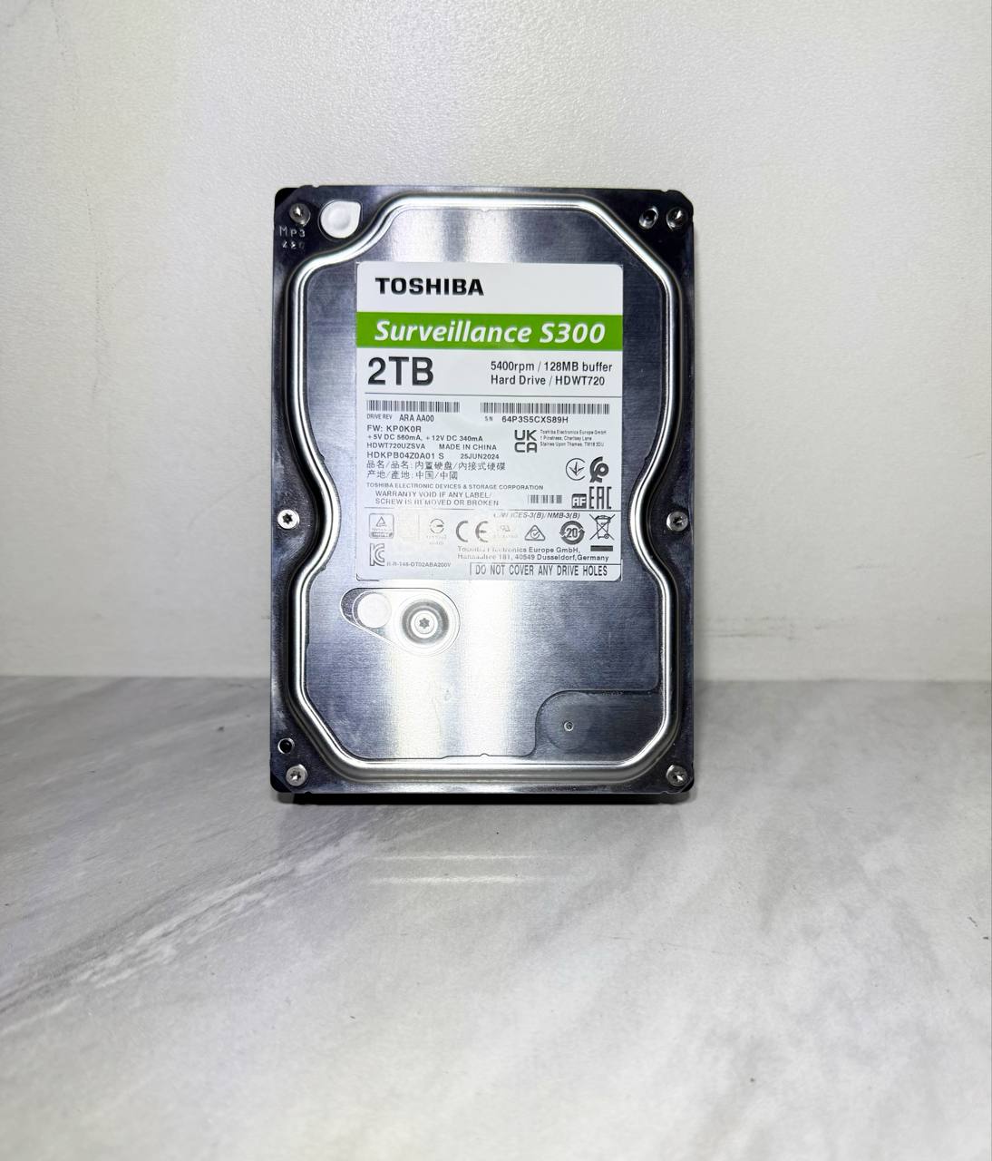 ◀ TOSHIBA SURVEILLANCE S300 2-TB 100%
