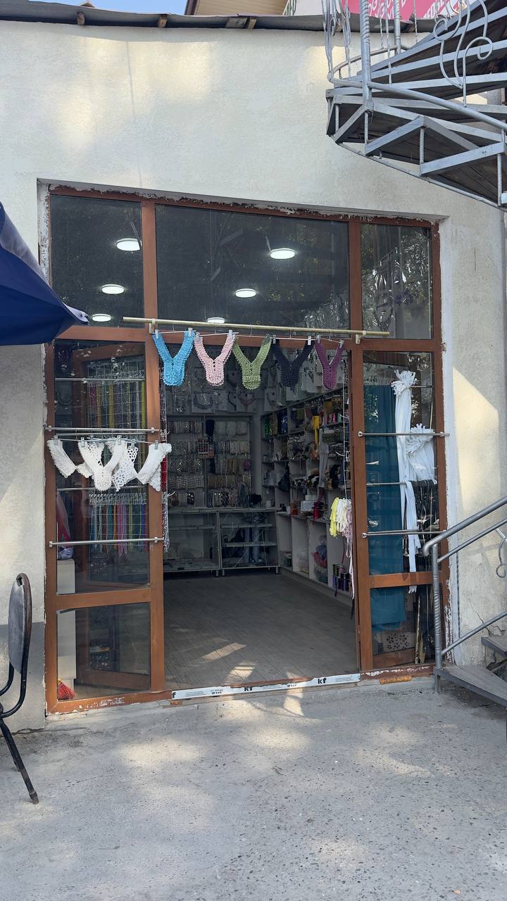 Mo‘ljal Avtovagzal yonida Nurmirza ota choyxonasi