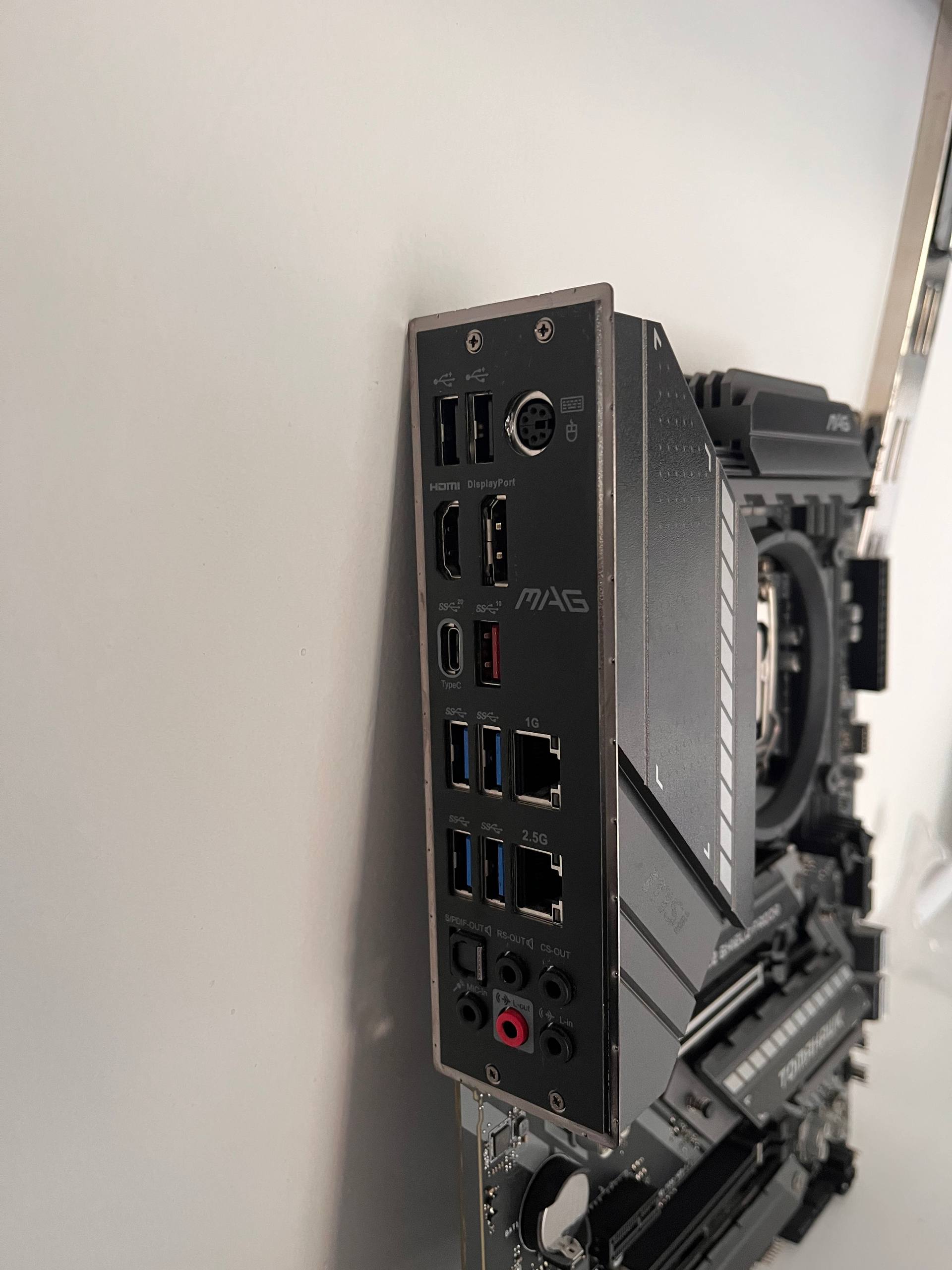 MSI MAG Z490 TOMAHAWK va i5 10400F — to'liq to'plam