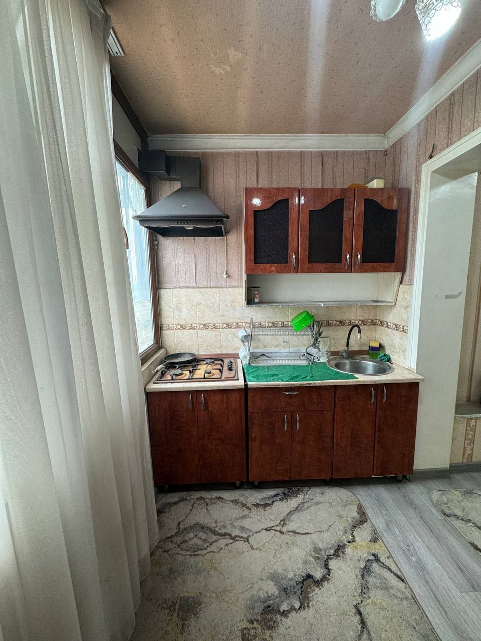 Квартира ижарага берилади 5 каватли бино
