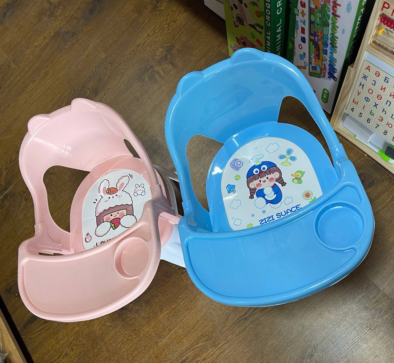Ajoyib plastik stulchalar — narxi 35/45 ming