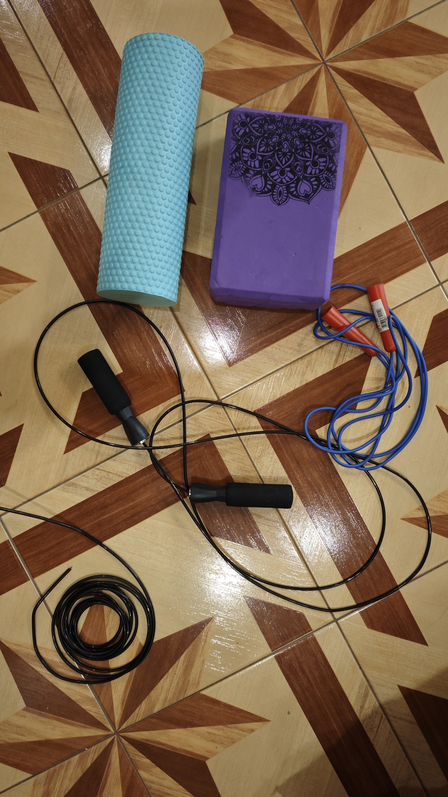 Sportiv inventar — Kettler mat, yoga kubik va boshqa