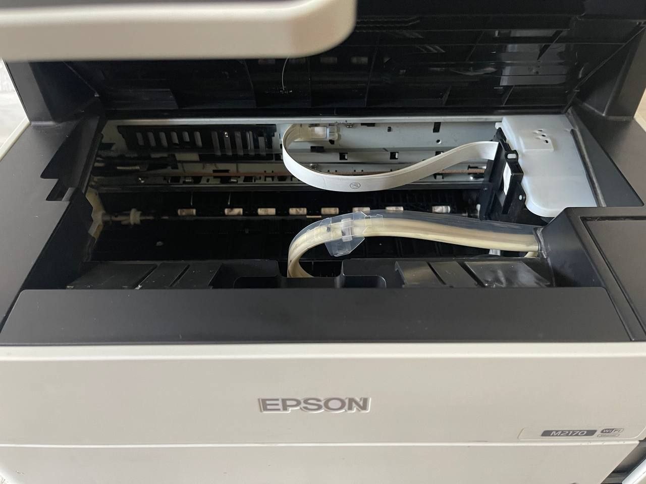 Epson M2170 — oq-qora printer, b/u