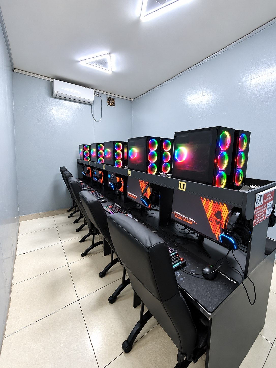 Game Club — 30 dona kompyuter va jihozlar