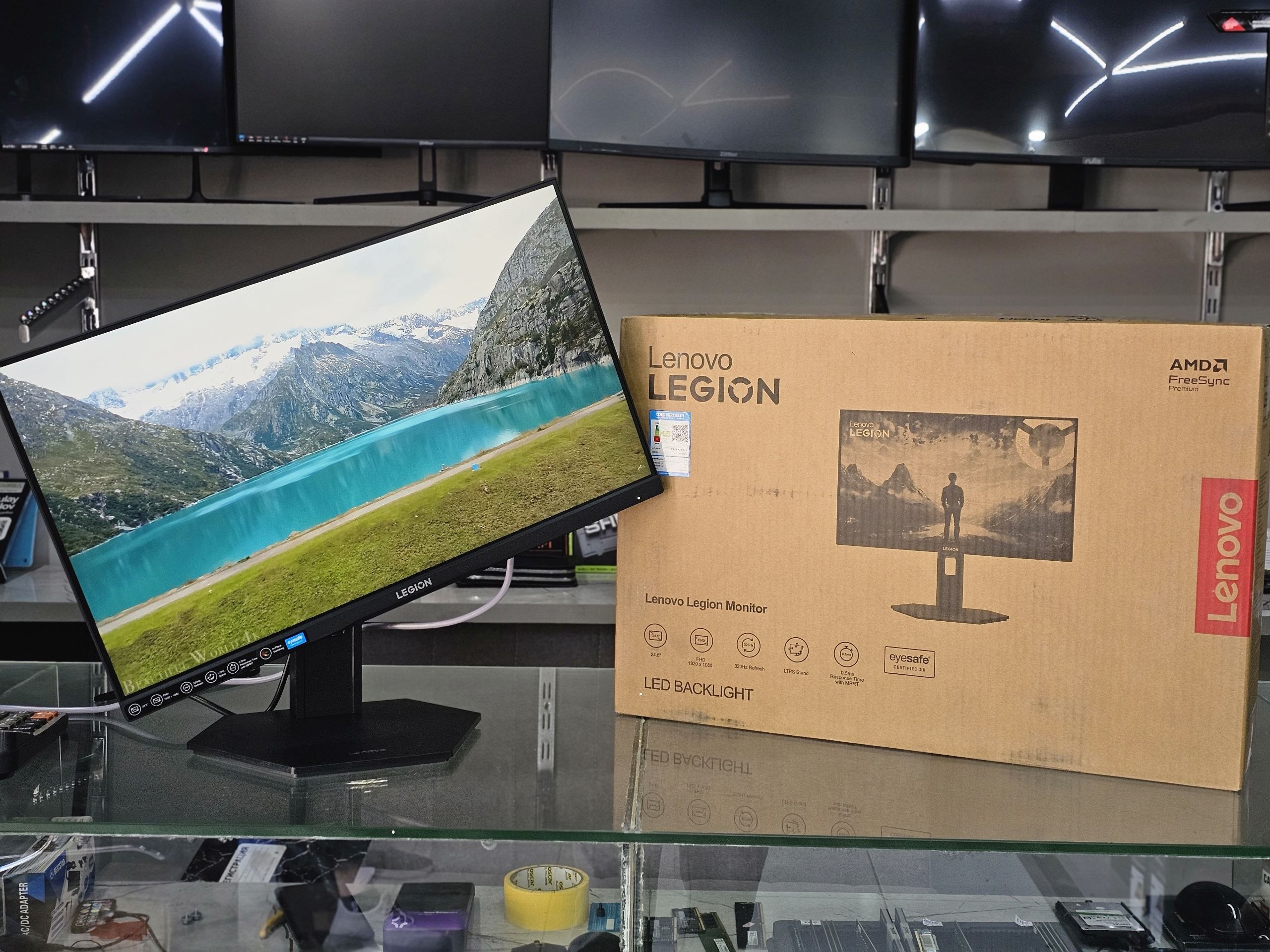 Monitor new