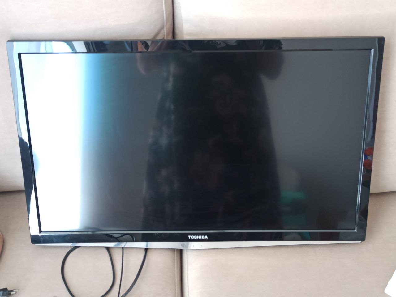Телевизор Toshiba 26 дюймов — идеален для кухни или