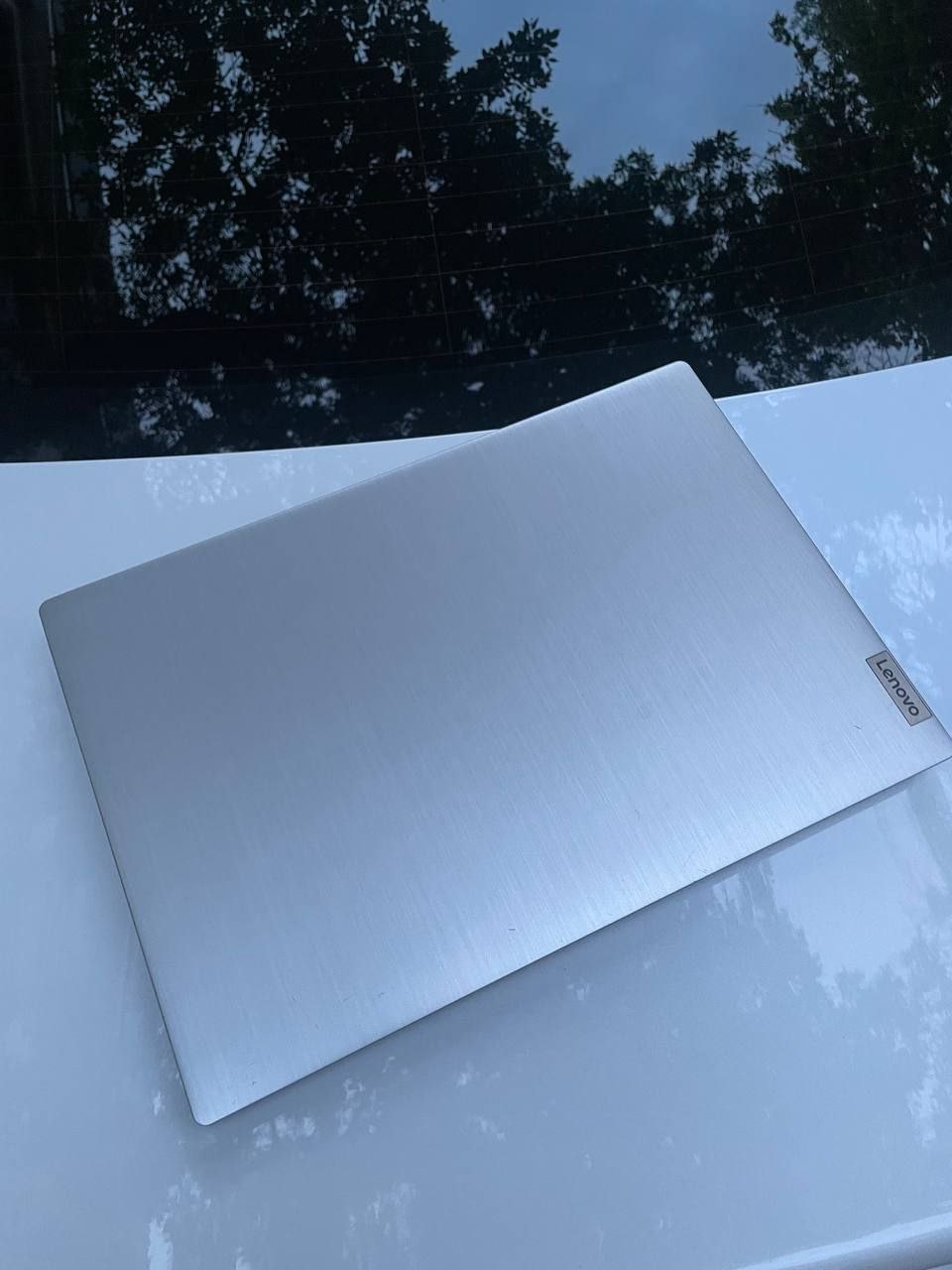 Lenovo i5 10-pakalenya ddr4 ozu 8 hdd 1 terrabayt/ ssd