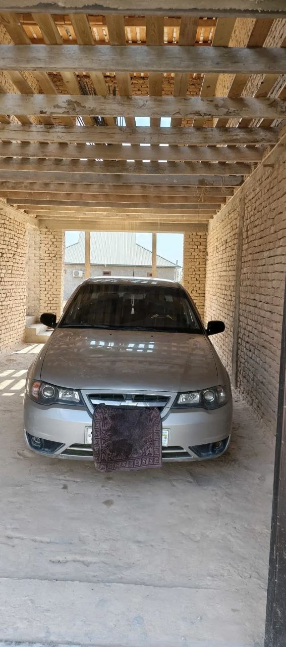 Mashina yili 2008 yurgani 150 000