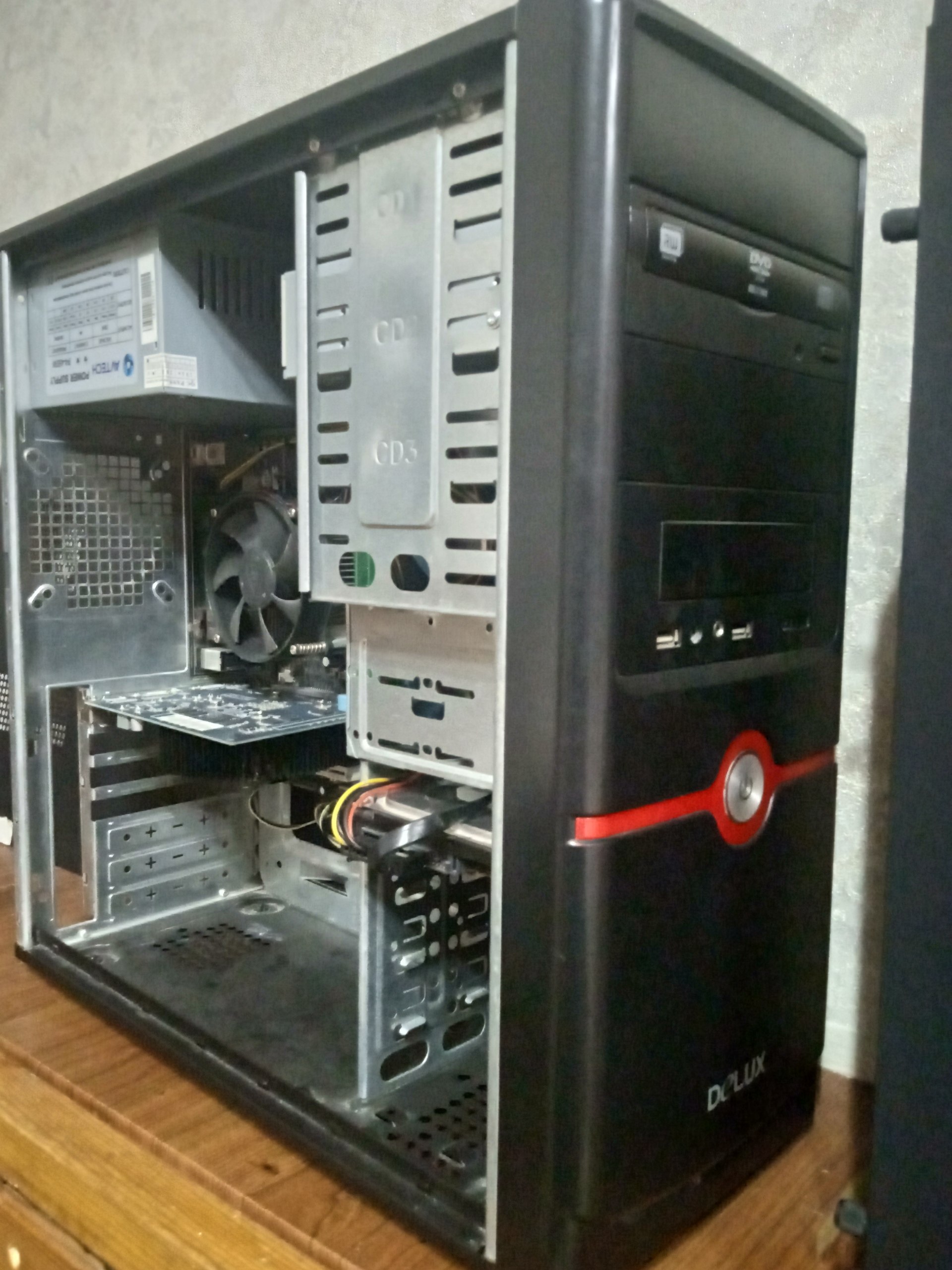 Offis va yengil oyinlar uchun tayyor keys