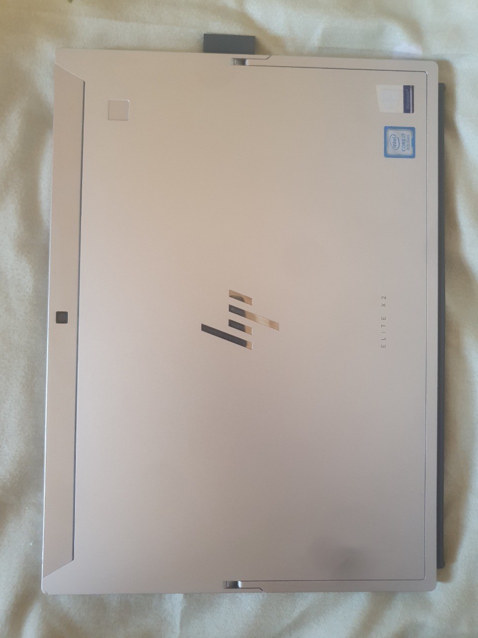 HP elite x2