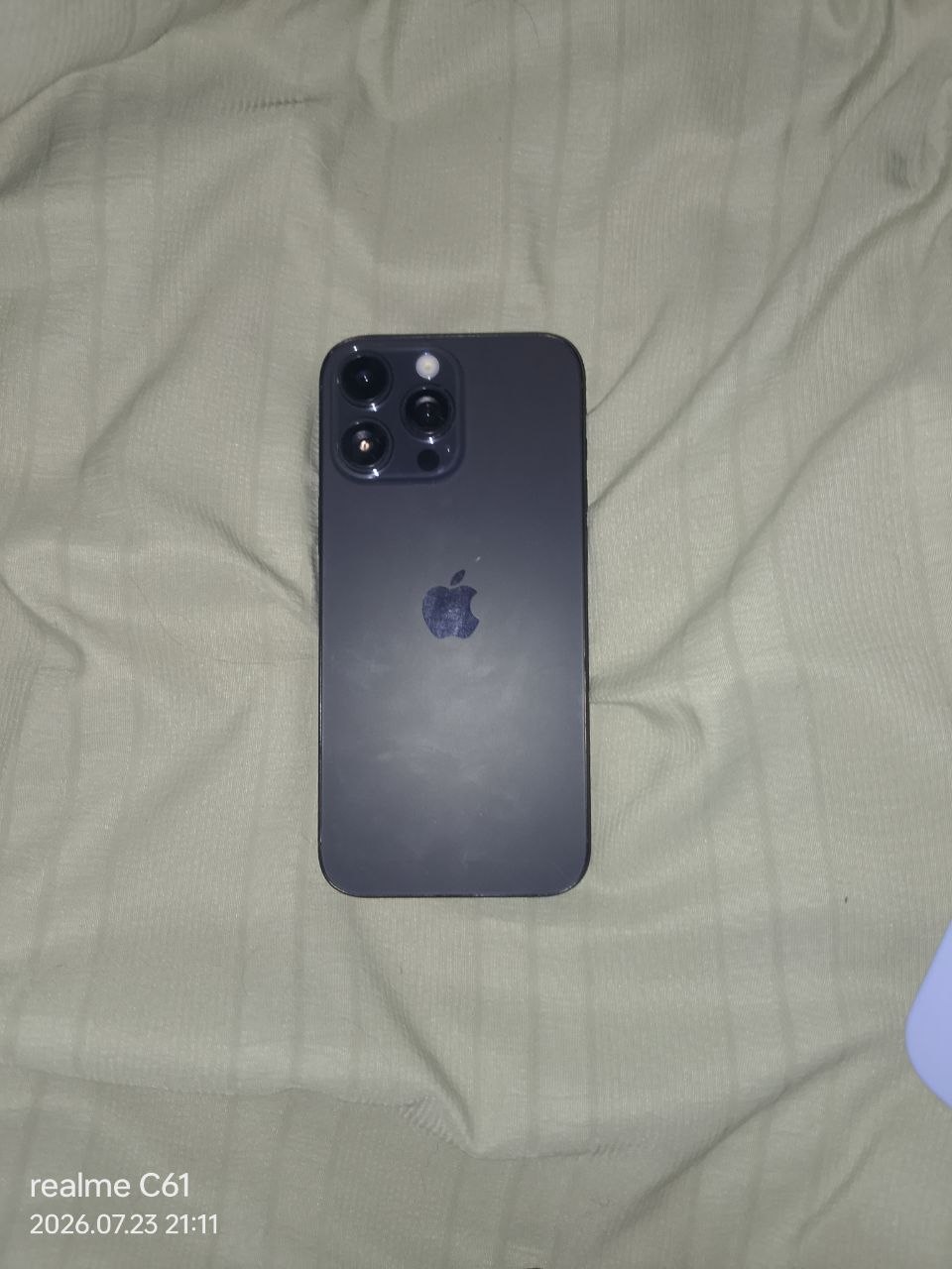 iPhone 16 Pro Max — yaxshi holat, 100% batareya