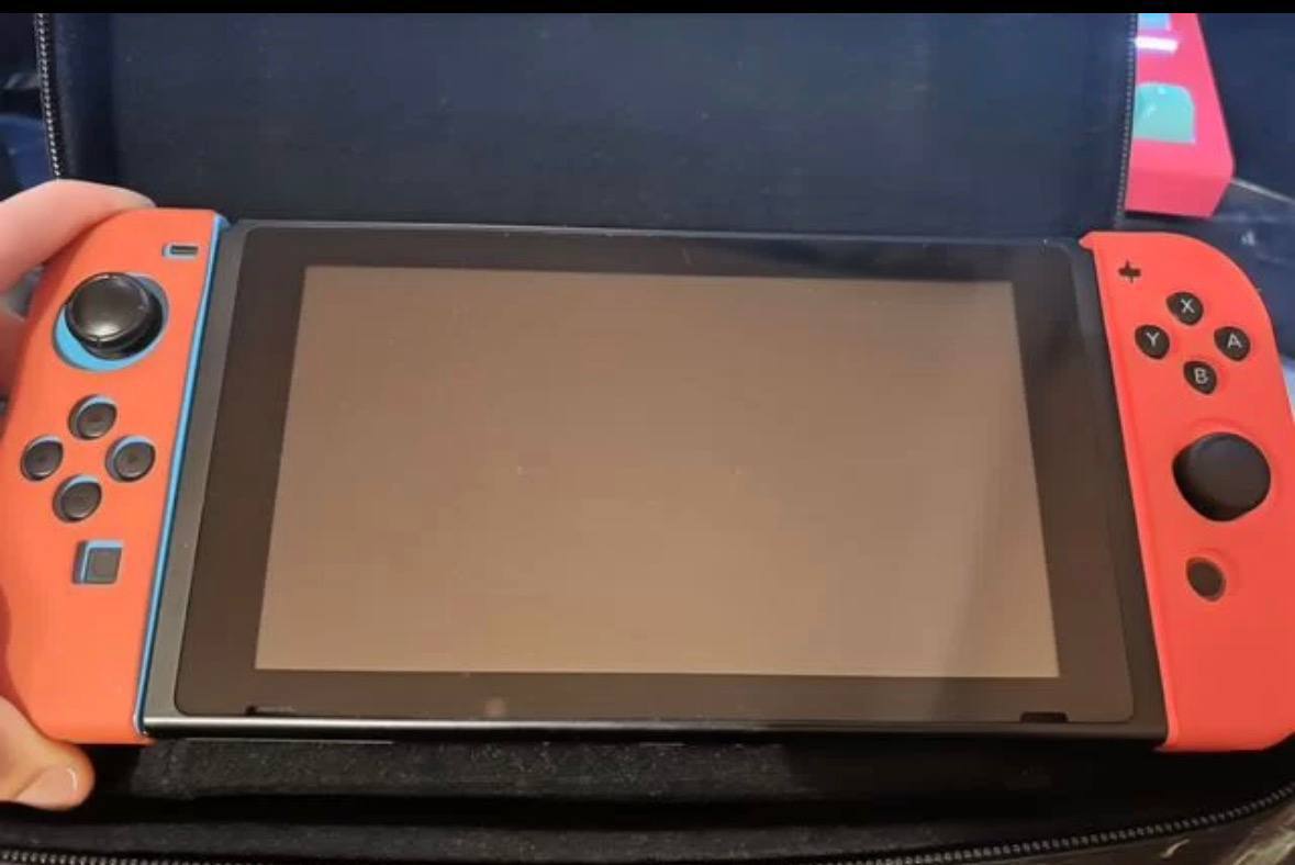 Nintendo Switch (стандартная HAC-001) в полном