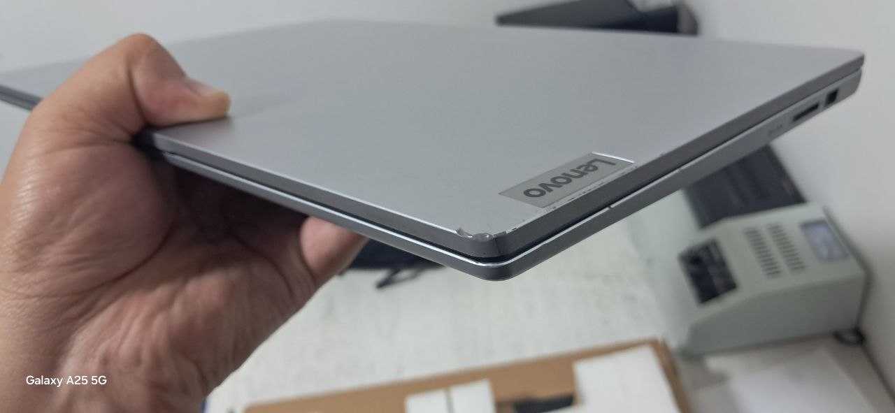 LENOVA IDEPAD 1 15 AMN7