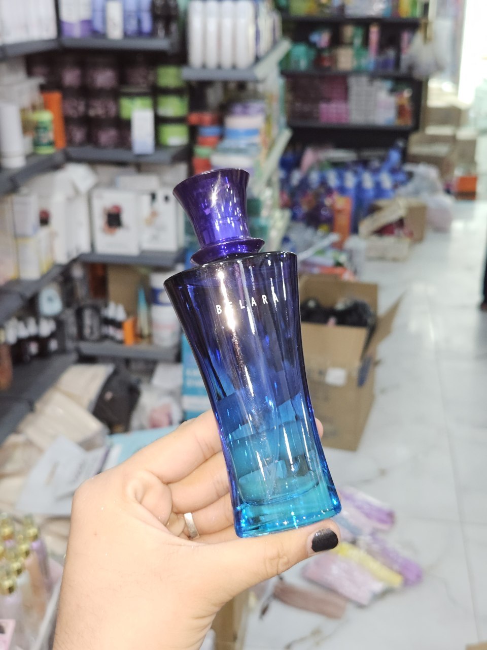 Mary Kay Bellara atiri — 1/1 varianti