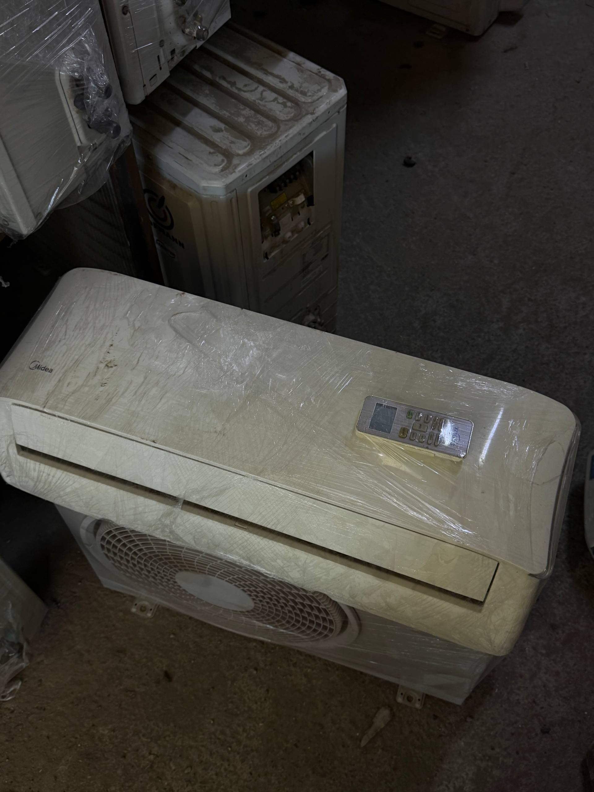 Midea 9 talik