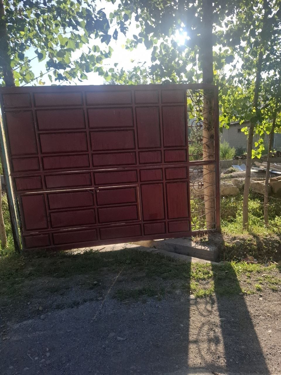 Baquvat darvoza — 3.20m x 2.70m