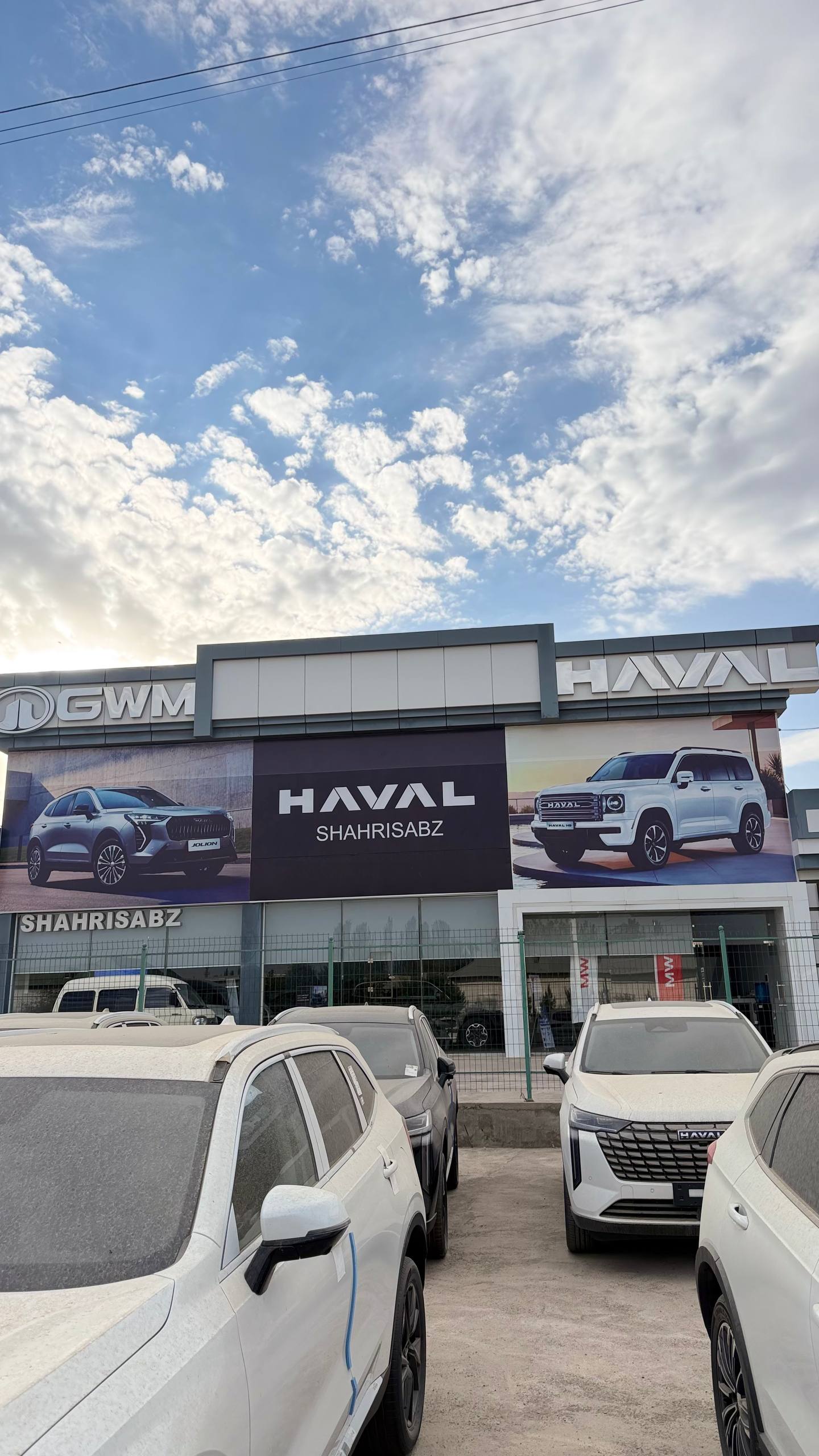 HAVAL SHAHRI SABZ AVTO SALONIGA ISHGA QIZ BOLA TAKLIF