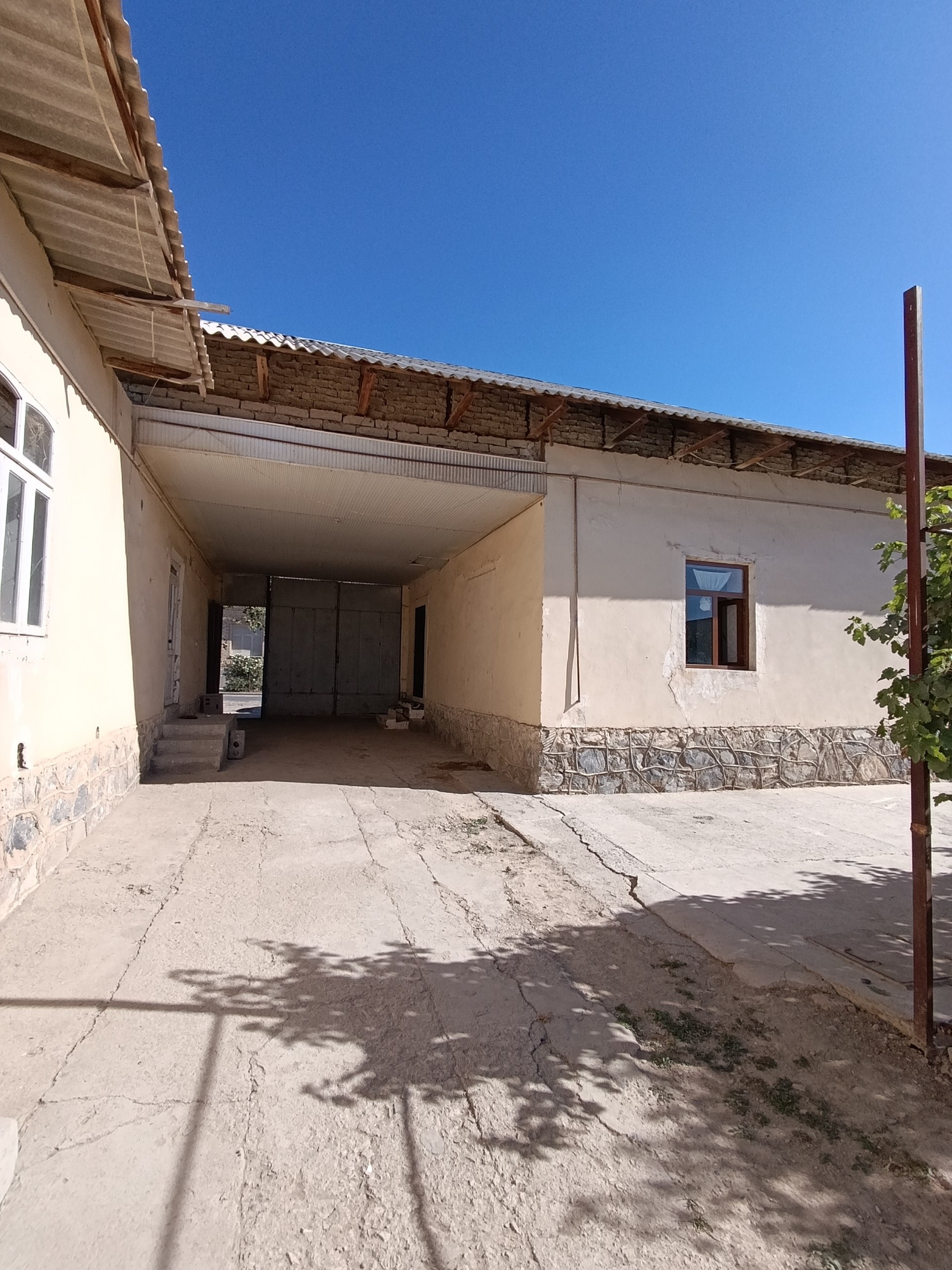 3 xonali hovli uy — 12 sotix