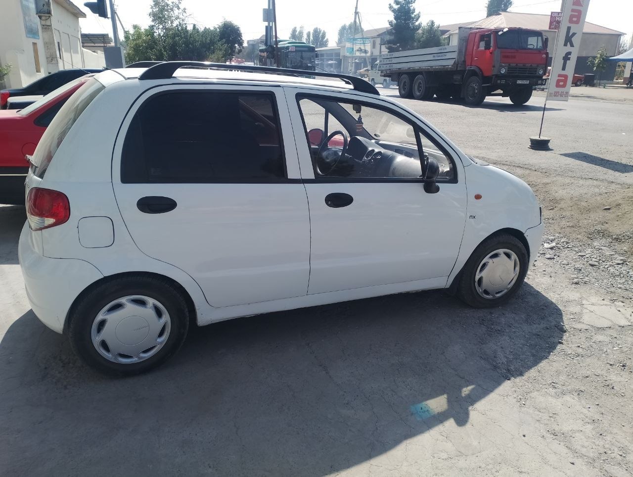 Tayor bank bor 2010 4 Yangi balon busa 1300000 dan