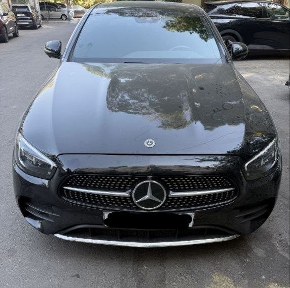 Mercedes 2023