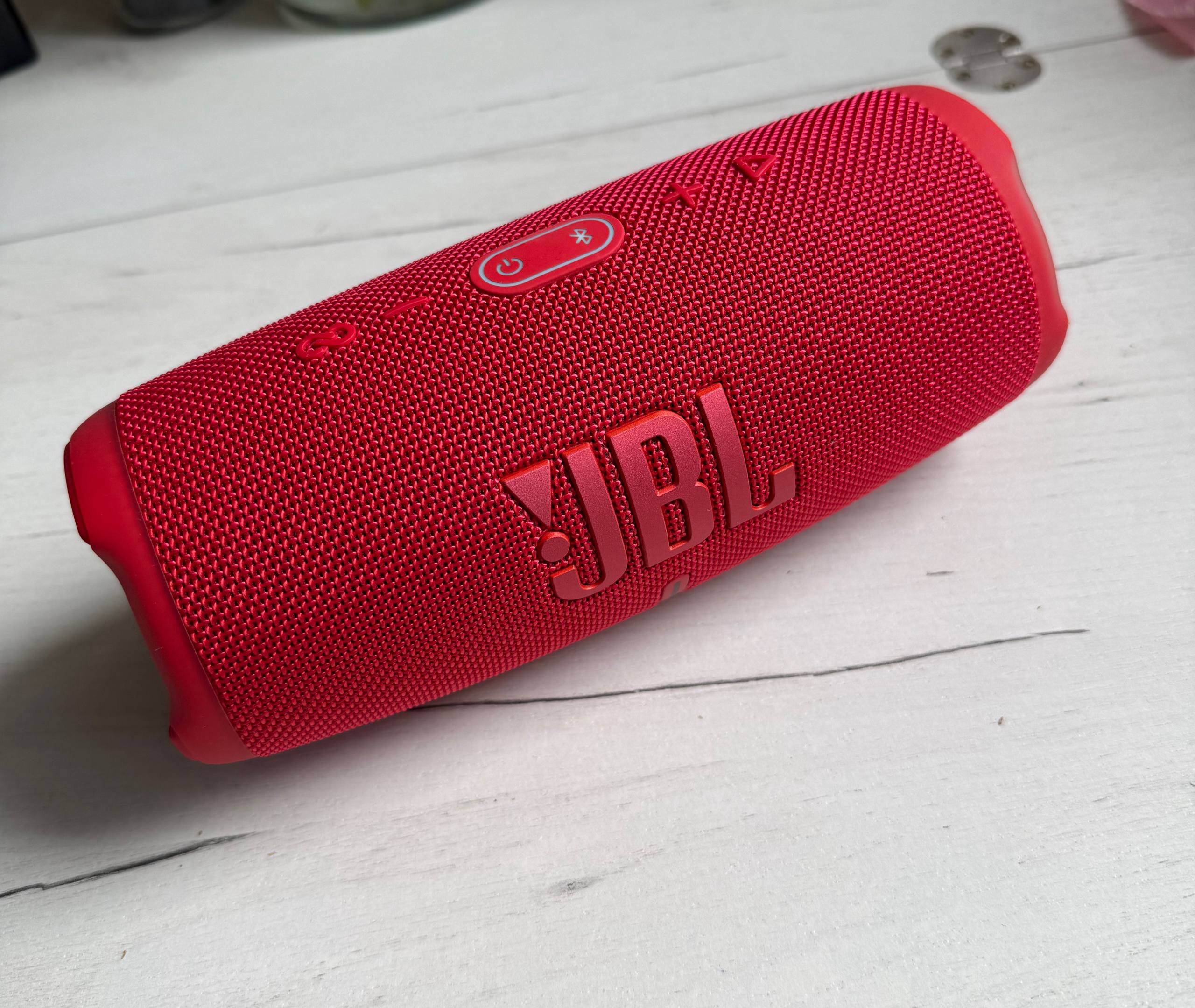 JBL Charge 5 — оригинал, идеальное состояние