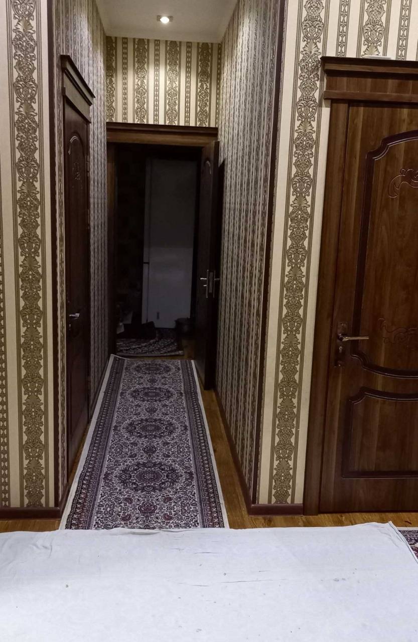 Sergili Bekati 3xona 2etaj oylaga maklerski bor