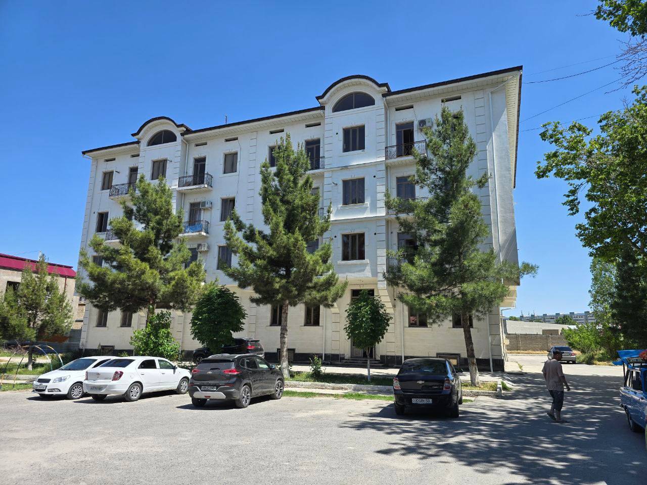 3 xonali yangi kvartira — 50 m², 1-qavat