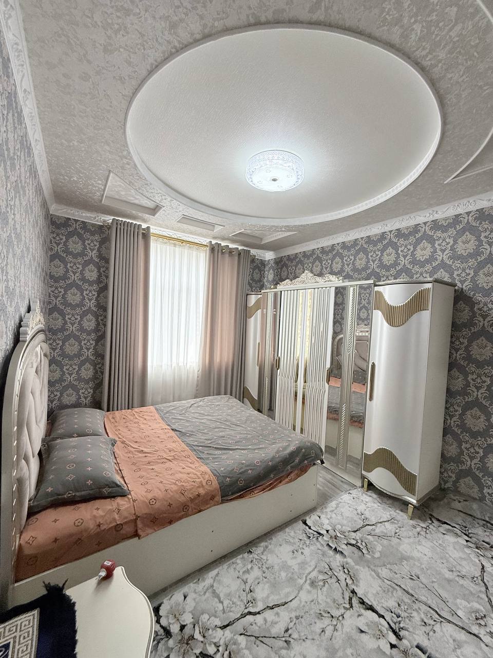Квартира Сотилади