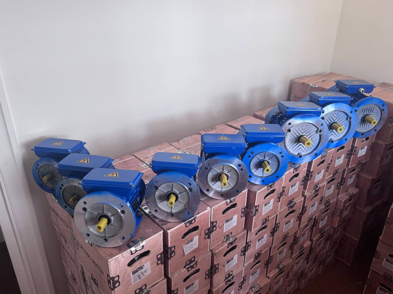 220 volt motor — turli quvvatlar