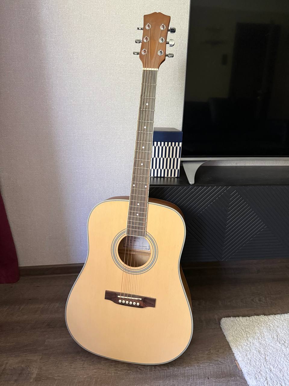 Mirra WM-4115 gitara — ideal holat