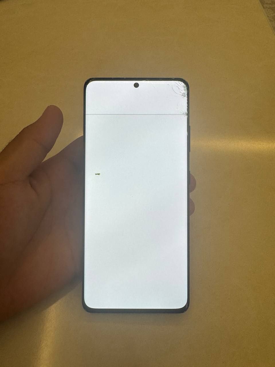 Nomi va modeli Samsung S21 ultra