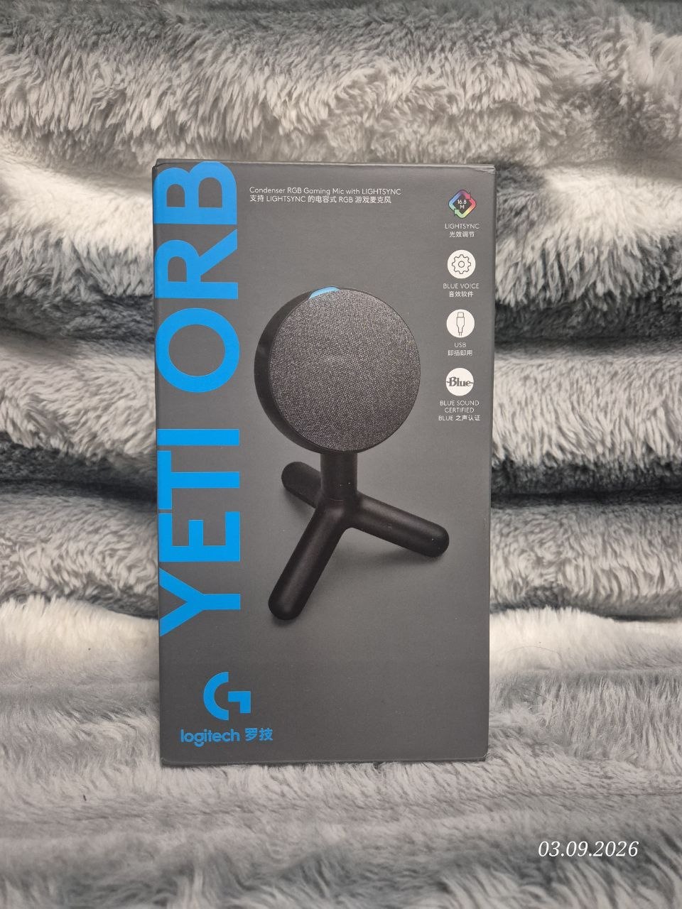Logitech mikrofon — yangi, qora