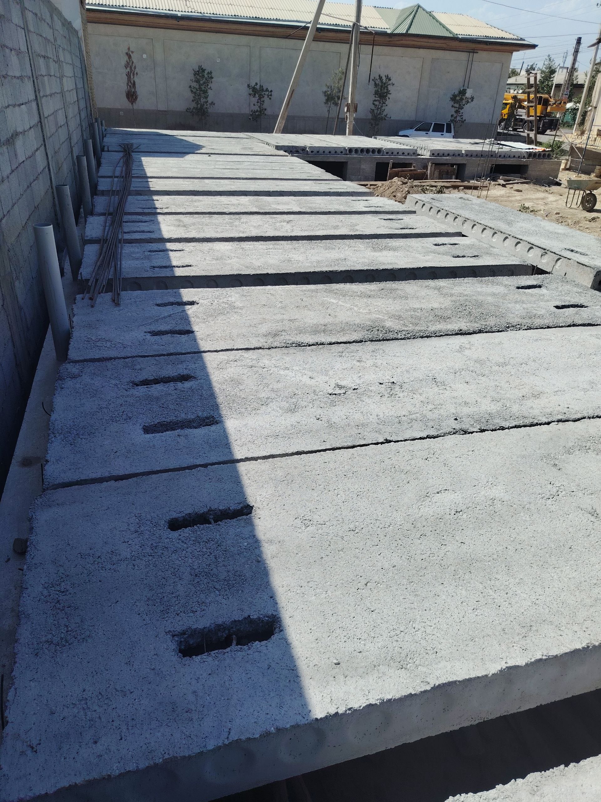 Beton plitalar yetkazib berish va o'rnatish xizmati