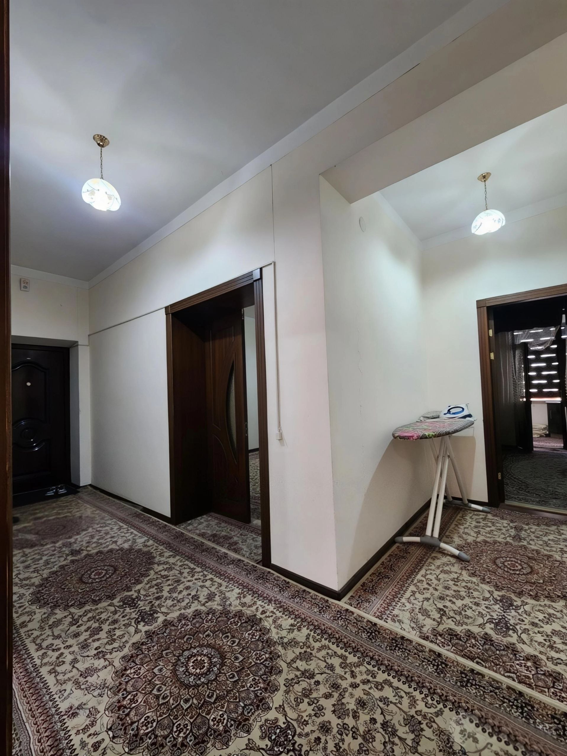 3 xonali 2-qavatli kvartira — 400$