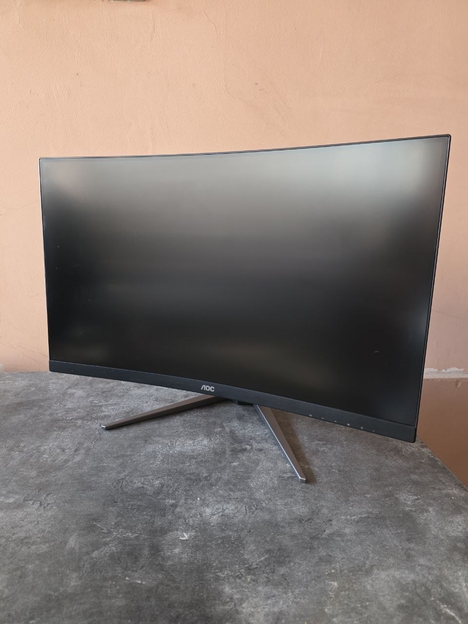 Aoc C27G4Z 300Hz — ideal holat