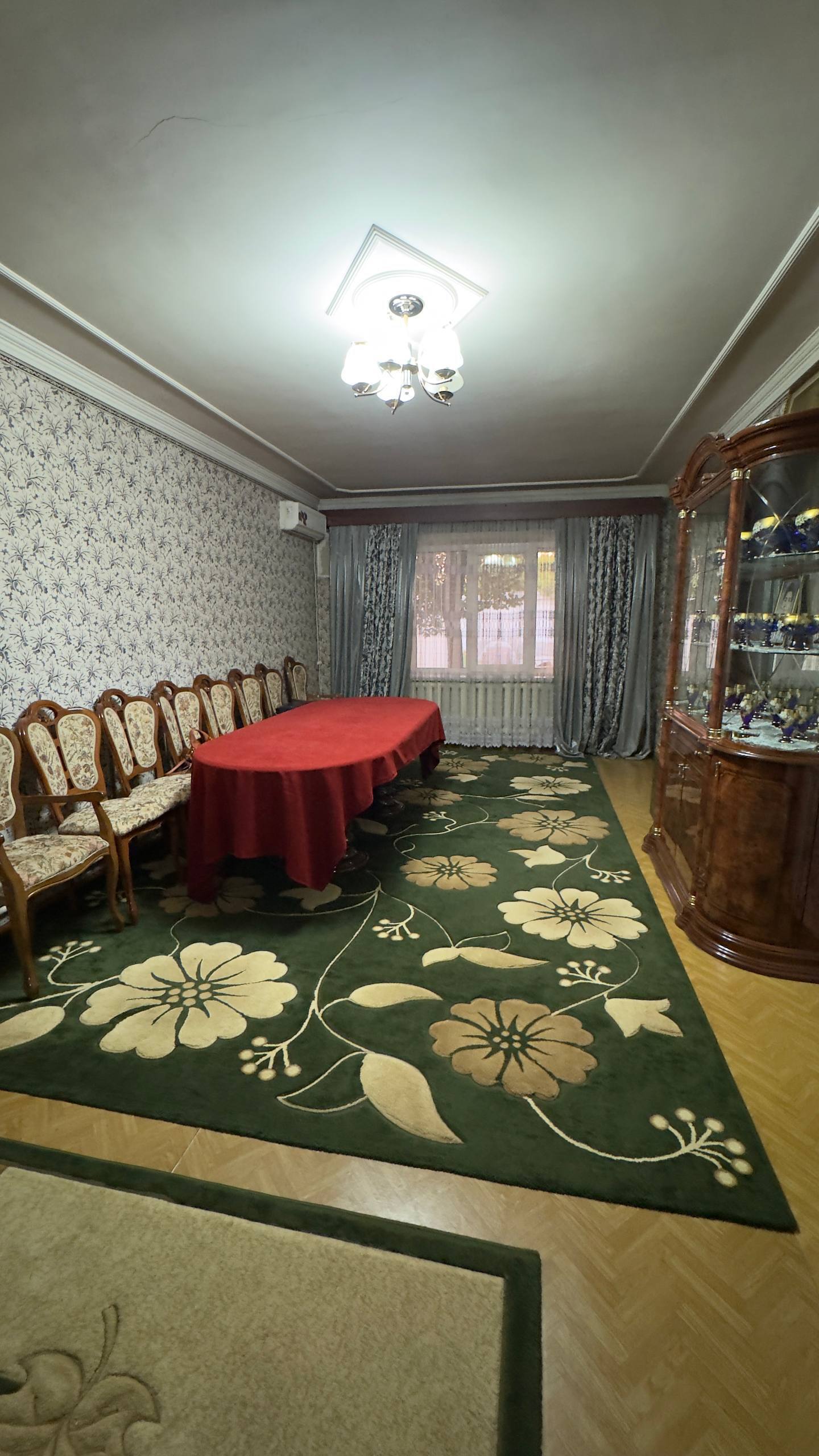 6 xonali zamonaviy hovli — evroremont bilan
